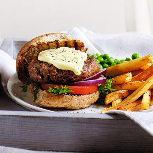 beef-and-dill-burgers-with-chips-slimming-world-blog