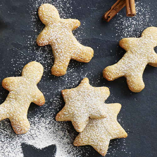 gingerbread men and stars
