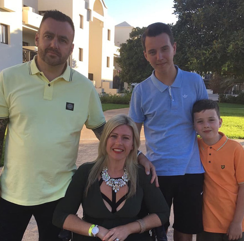 Natasha Bunby with family-Natasha Bunby success-slimming world blog