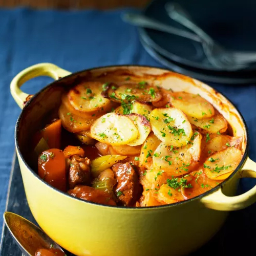 Slow cooked Lancashire hotpot - Slimming World slow cooker recipes