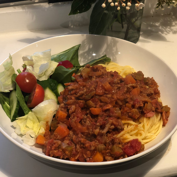 Spaghetti bolognese - Sal Henley - Slimming World Blog