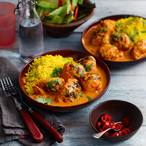 Image shows Slimming World recipe - chicken tikka masala with rice