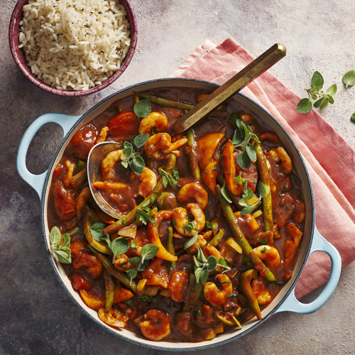 Slimming World prawn gumbo in light blue casserole dish