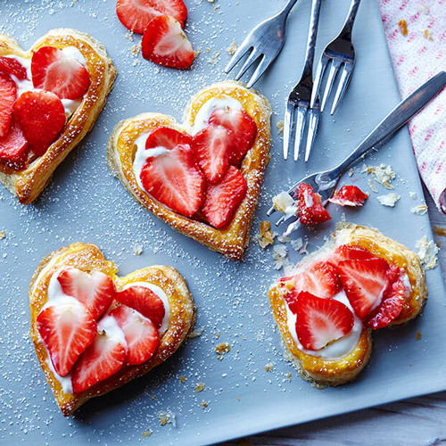 Slimming World strawberry tarts