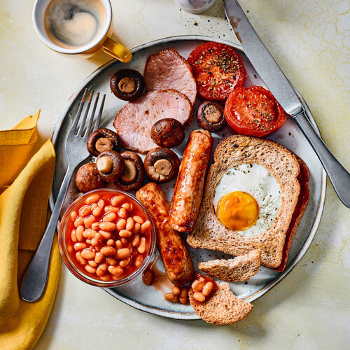 https://www.slimmingworld.co.uk/wp-content/uploads/2022/12/air-fryer-breakfast_sw_blog.jpg