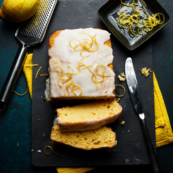 Slimming World lemon drizzle cake