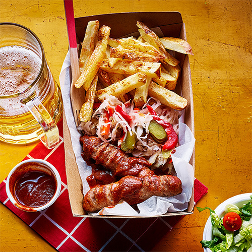 Street Food cookbook - German currywurst