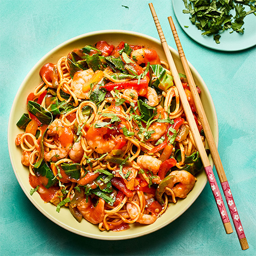 gochujang prawn noodles from Slimming World's 15 minute heroes cookbook