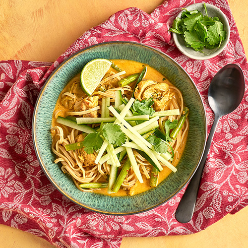Slimming World Kitchen, week 10: Chicken laksa noodle bowl