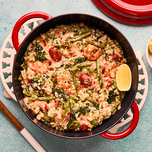 Slimming World Kitchen week 11: prawn risotto with spinach and tomato