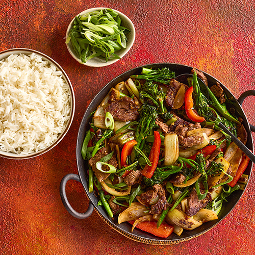 Sizzling steak in oyster sauce – made using Slimming World Kitchen's Free oyster sauce