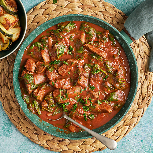 Slimming World Kitchen, week 31: steak stifado with potatoes and courgettes
