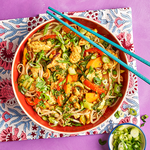 Slimming World Kitchen Curry sauce - curried chicken noodles